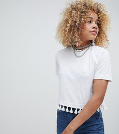 Укороченная футболка с кисточками по краю ASOS DESIGN Petite - Белый