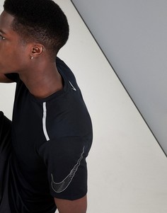 Черная футболка со светоотражающей отделкой Nike Running Tailwind AO9942-010 - Черный