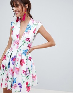 Платье мини для выпускного с глубоким вырезом и вставками ASOS DESIGN - Мульти