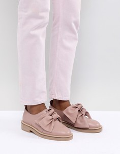 Туфли на плоской подошве из премиум-кожи с бантами ASOS DESIGN Masterful - Бежевый