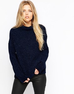 Джемпер из синели с высоким воротом ASOS - Кремовый