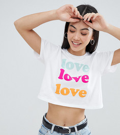 Короткая футболка с принтом Love ASOS DESIGN Petite - Белый
