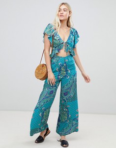 Комбинезон с принтом пейсли и оборками ASOS DESIGN - Мульти