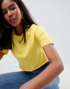 Укороченная футболка с подвернутыми рукавами ASOS DESIGN - Желтый