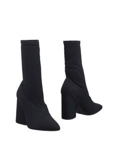 Полусапоги и высокие ботинки Yeezy