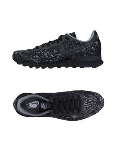 Низкие кеды и кроссовки Nike