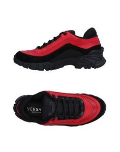 Низкие кеды и кроссовки Versace