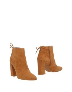 Полусапоги и высокие ботинки Stuart Weitzman