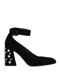 Туфли Stuart Weitzman