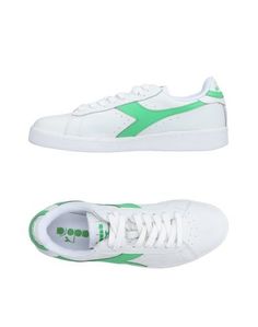 Низкие кеды и кроссовки Diadora