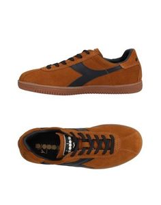 Низкие кеды и кроссовки Diadora