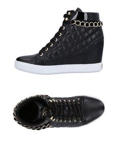 Высокие кеды и кроссовки Guess