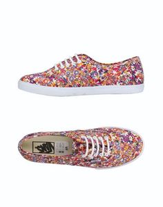 Низкие кеды и кроссовки Vans
