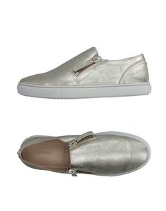 Низкие кеды и кроссовки Diesel