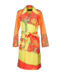 Легкое пальто Versace