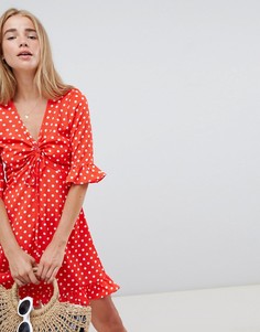 Чайное платье в горошек с оборками QED London - Красный