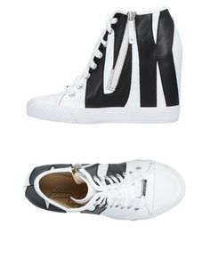 Высокие кеды и кроссовки Dkny