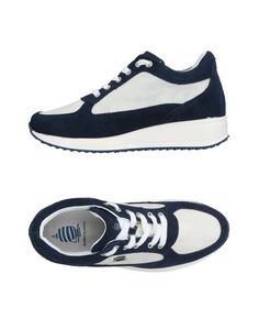 Marina yachting sneakers store