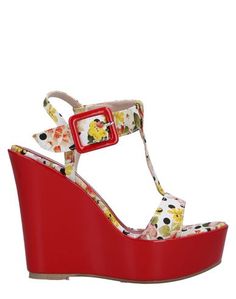 Сандалии Divine Follie