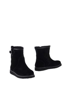 Полусапоги и высокие ботинки Guess