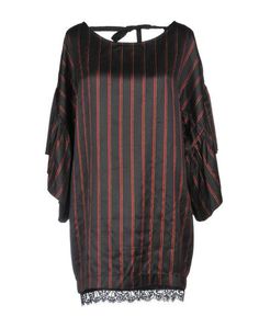 Короткое платье Soallure