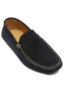 moccasins British passport