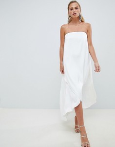 Белое атласное длинное платье бандо ASOS DESIGN - Белый