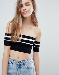 Черный кроп-топ с открытыми плечами и полосками Pull&amp;Bear - Черный Pull&Bear
