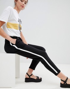 Черные джоггеры с полосой сбоку Pull&amp;Bear - Серый Pull&Bear