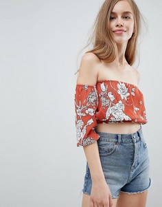 Топ с принтом и открытыми плечами Pull&amp;Bear - Красный Pull&Bear
