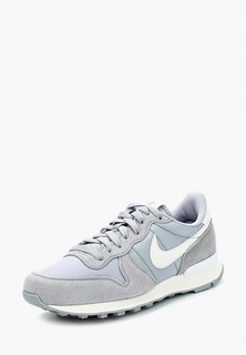 Кроссовки Nike