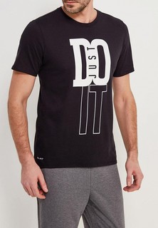 Футболка спортивная Nike