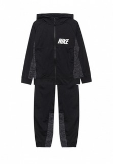 Костюм спортивный Nike