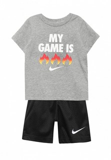 Костюм спортивный Nike