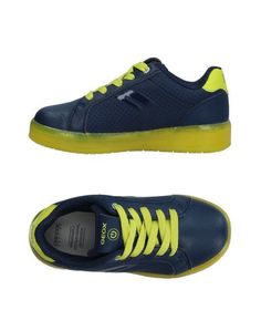 Низкие кеды и кроссовки Geox