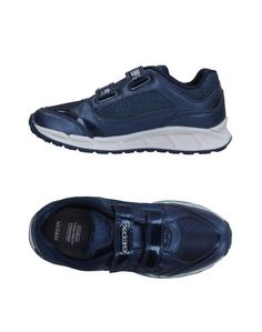 Низкие кеды и кроссовки Geox
