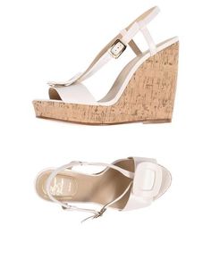 Сандалии Roger Vivier