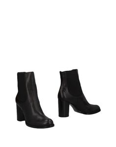 Полусапоги и высокие ботинки Casadei