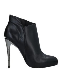 Полусапоги и высокие ботинки Guess
