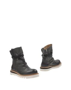 Полусапоги и высокие ботинки Marcel Martillo