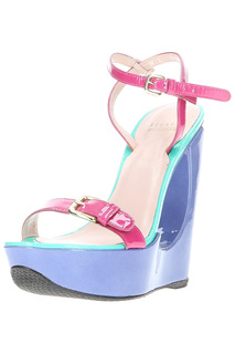 Босоножки Stuart Weitzman