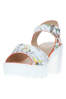 Туфли открытые Betsy