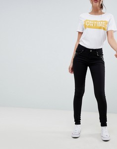 Джинсы скинни с отделкой заклепками на кармане Urban Bliss - Черный