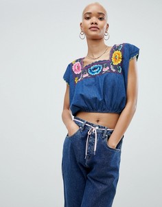 Джинсовый кроп-топ с вышивкой ASOS DESIGN - Синий
