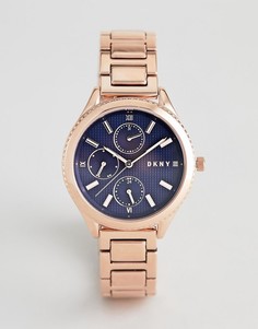 Розово-золотистые часы с синим циферблатом DKNY Woodhaven - Розовый
