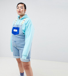 Джинсовый комбинезон в стиле колор блок ASOS DESIGN x glaad& Curve - Мульти