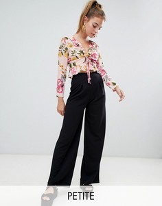 Широкие брюки со складками Boohoo Petite - Черный