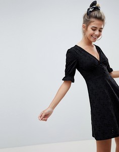 Чайное платье мини на пуговицах с вышивкой ришелье ASOS DESIGN - Черный
