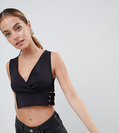 Кроп-топ с запахом и металлической отделкой ASOS DESIGN Petite - Черный