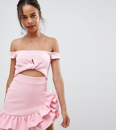 Короткое приталенное платье с вырезом ASOS DESIGN Petite - Розовый